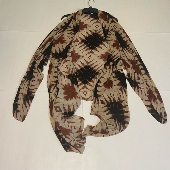 ⭐️ Amuse floral cardigan. One size - Picture 3 of 8